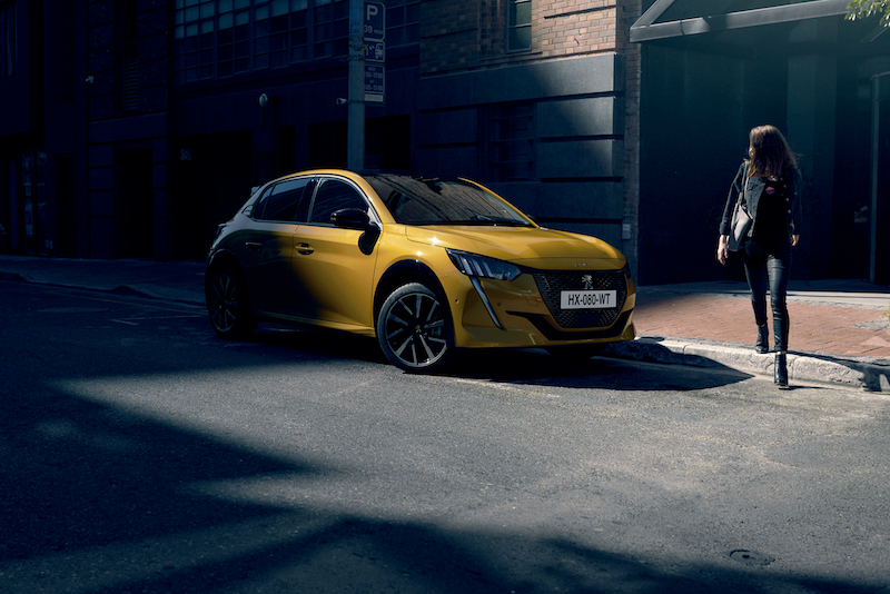 Nuova Peugeot 208, disponibile benzia,diesel, 100% elettrica Nuova Peugeot 208, disponibile benzia,diesel, 100% elettrica