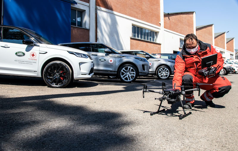 Land Rover rafforza il contributo alla Croce Rossa Italiana Land Rover rafforza il contributo alla Croce Rossa Italiana