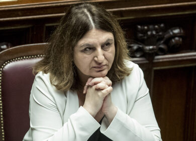 Coronavirus, Catalfo: “Bonus baby sitter anche per i centri estivi”