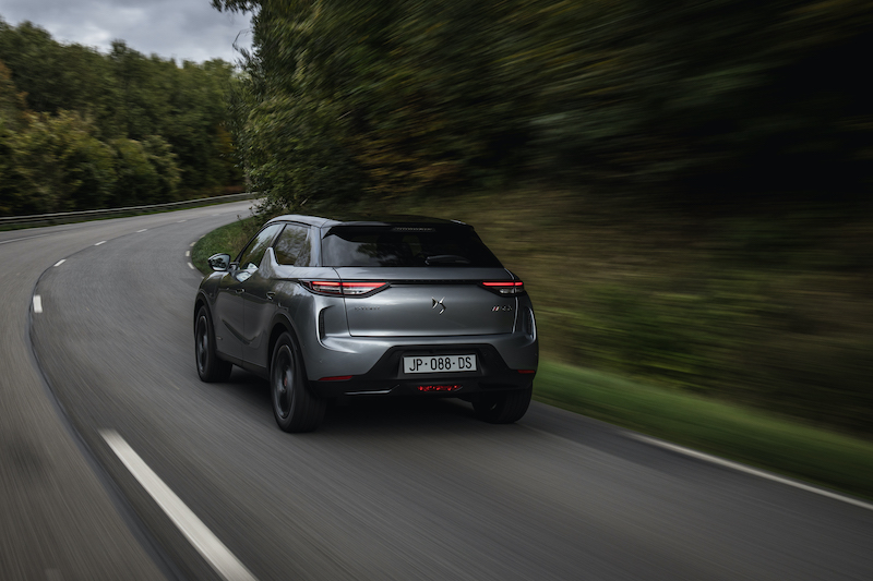 DS 3 Crossback e-tense: con la modalità “Brake” recuperi energia DS 3 Crossback e-tense: con la modalità “Brake” recuperi energia