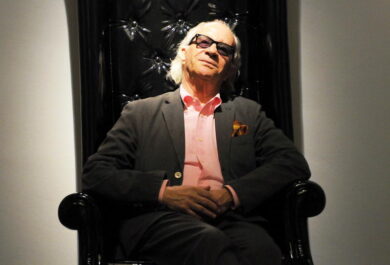 Bob Krieger: morto il fotografo della moda italiana, da Agnelli a Armani