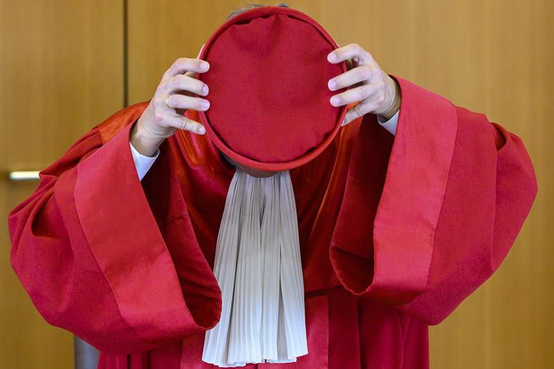 “Bce, solo noi possiamo giudicare”. La Corte Ue contro i giudici tedeschi “Bce, solo noi possiamo giudicare”. La Corte Ue contro i giudici tedeschi