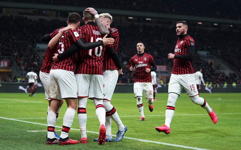 Coronavirus – Fiorentina-Samp, calciatori positivi (asintomatici). Smentita Milan Coronavirus – Fiorentina-Samp, calciatori positivi (asintomatici). Smentita Milan