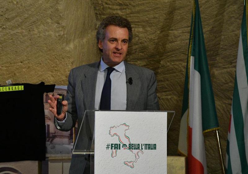 Coronavirus, i manager del Gruppo San Benedetto si autoriducono lo stipendio Coronavirus, i manager del Gruppo San Benedetto si autoriducono lo stipendio