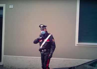 Camorra, Davi prova a intervistare boss Zagaria. Famiglia chiama i carabinieri
