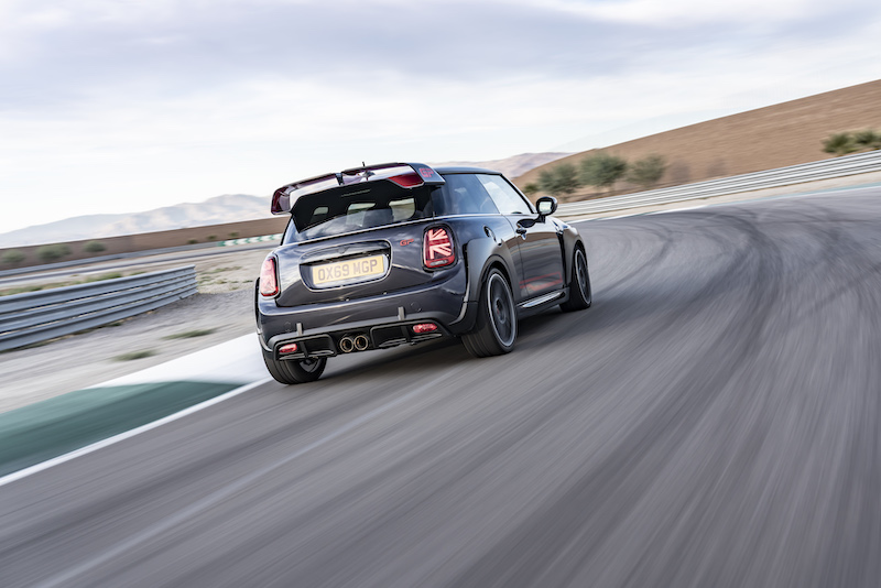 Nuova MINI John Cooper Works GP, piccola ma veloce come non mai