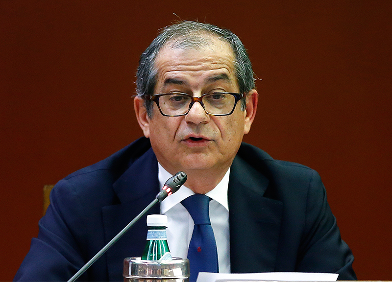 Dl Rilancio, “Rischio tempi ancora più lunghi”. Parla Giovanni Tria Dl Rilancio, “Rischio tempi ancora più lunghi”. Parla Giovanni Tria
