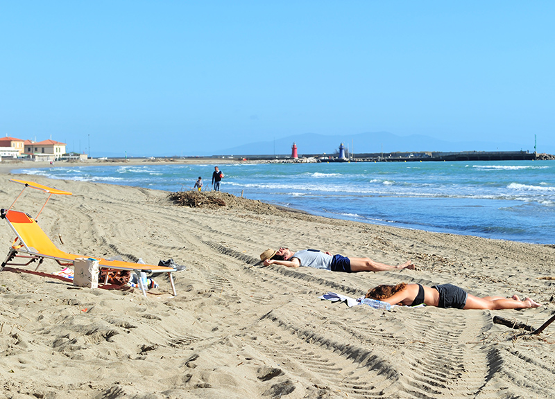 Coronavirus: “Le spiagge libere non si toccano”. Legambiente alza la protesta Coronavirus: “Le spiagge libere non si toccano”. Legambiente alza la protesta