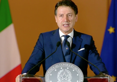 Conte spiega la fase 2: “Dati incoraggianti. Rischio calcolato, ripartiamo”