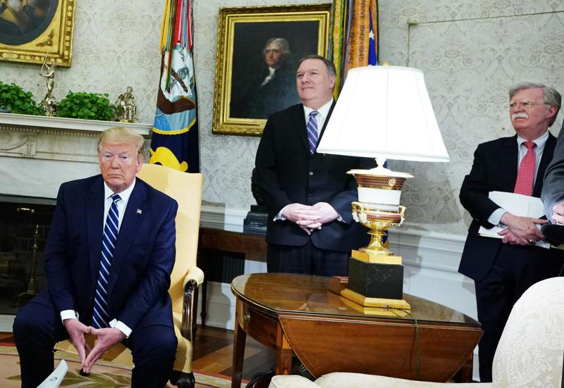 Usa, inchiesta sul “dog sitter” di Pompeo, licenziato il promotore Usa, inchiesta sul “dog sitter” di Pompeo, licenziato il promotore