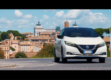 Nissan LEAF è da 10 anni al centro della mobilità a zero emissioni