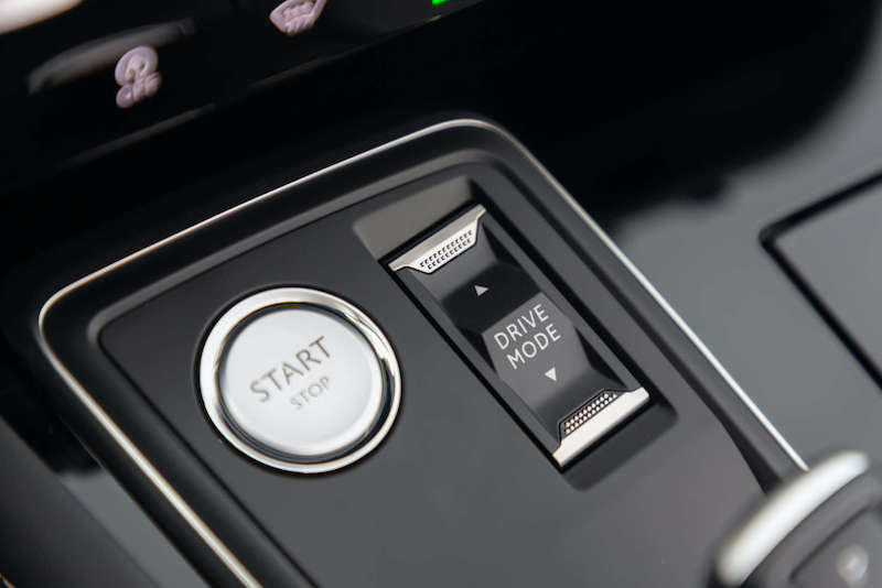 Peugeot 508, con l’Active Suspension Control il comfort è servito