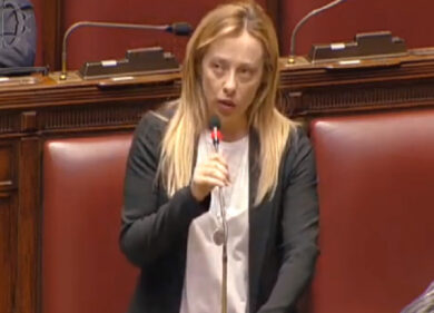 Meloni: “Nulla la credibilità del governo. Rilancia il settore degli scafisti”