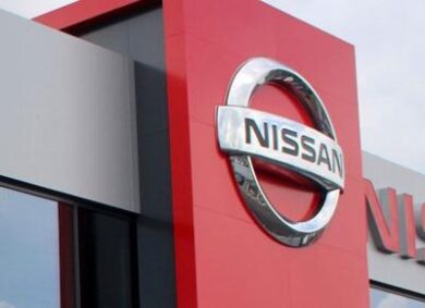 Renault, Le Maire: “Potrebbe anche scomparire”. Nissan taglia 20 mila tute blu