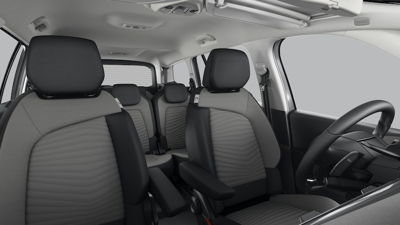 Sulla Citroen Grand C4 SpaceTourer debutta la “C-Series” Sulla Citroen Grand C4 SpaceTourer debutta la “C-Series”