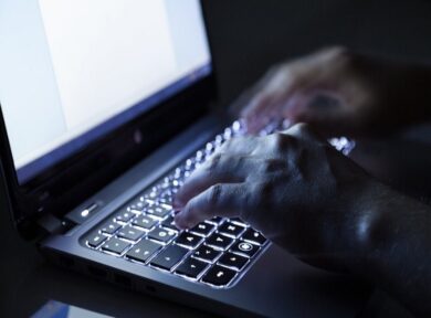 Lo strano caso di Jelmoni. Il manager e l’hard disk scomparso