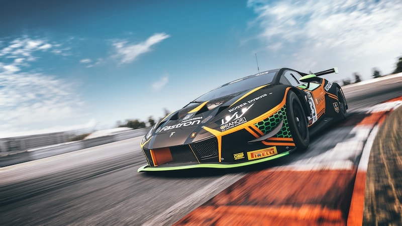 Lamborghini debutta nel eSports con The Real Race Lamborghini debutta nel eSports con The Real Race