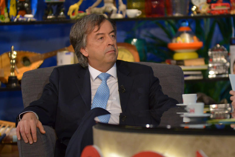 Galleria foto 'Burioni, Codacons: “Conflitto d’interessi con pubblicità e case farmaceutiche”' - foto 1