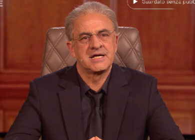 Fratelli di Crozza: De Luca se la prende con Zaia.