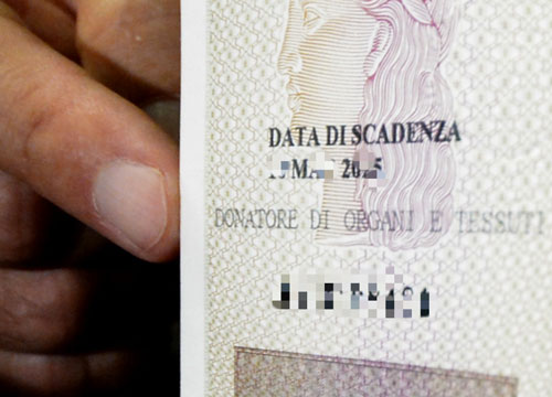 Roma, un mare di carte d’identità in scadenza: oltre 70mila. Via ai rinnovi Roma, un mare di carte d’identità in scadenza: oltre 70mila. Via ai rinnovi