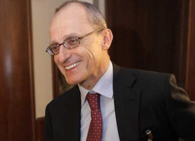 Mediobanca, Del Vecchio si rafforza. Richiesta alla Bce di salire al 20%