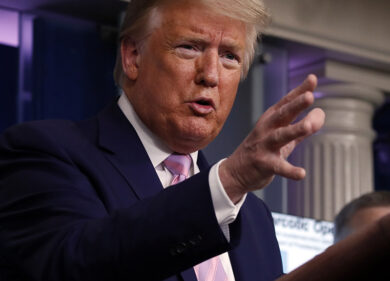 Trump, ‘Antifascisti e estrema sinistra colpevoli di saccheggi e violenze