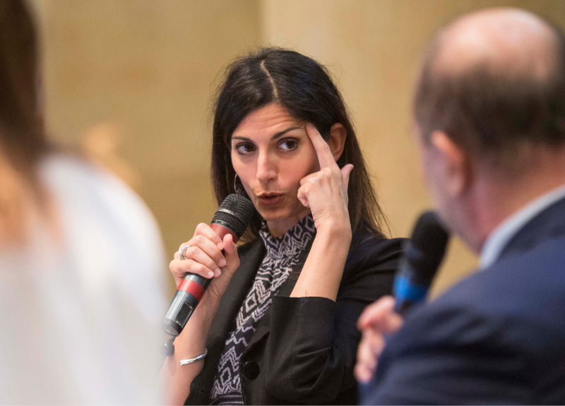 Raggi bis, il sondaggio dice No. Ma vince per “fiducia”. La sorpresa Martelli Raggi bis, il sondaggio dice No. Ma vince per “fiducia”. La sorpresa Martelli