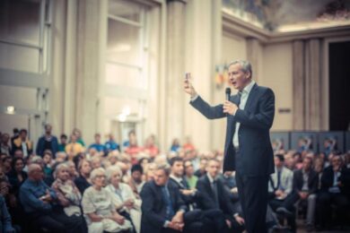 Francia, la stima di Le Maire: “Nel 2020 calo del pil dell’11%”