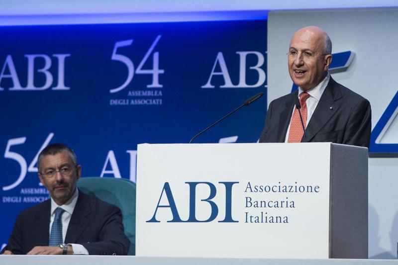Patuelli: “Rimborso di vecchi prestiti? Non può avvenire con garanzie statali” Patuelli: “Rimborso di vecchi prestiti? Non può avvenire con garanzie statali”