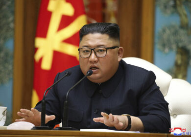 Corea del Nord: Kim vieta il sesso tra adolescenti. Scoperti “video impuri”