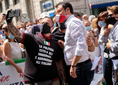 Salvini e Meloni in piazza a Roma, insorge l’M5S: “Destra tutta in quarantena”