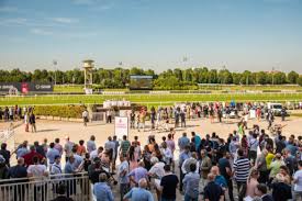 Galleria foto 'Ippodromo, ricorso contro il vincolo monumentale. Snaitech entra nella partita' - foto 1