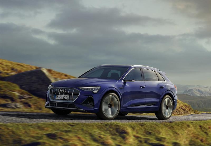 Audi e-tron,110 chilometri di autonomia ripristinabili in 10 minuti Audi e-tron,110 chilometri di autonomia ripristinabili in 10 minuti