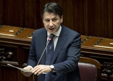Giuseppe Conte: “Non mi sento accerchiato, ma ora è urgente agire”