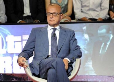 “Berlusconi con Conte, Renzi, Cairo. Rilancia il centro e supera il 30%”