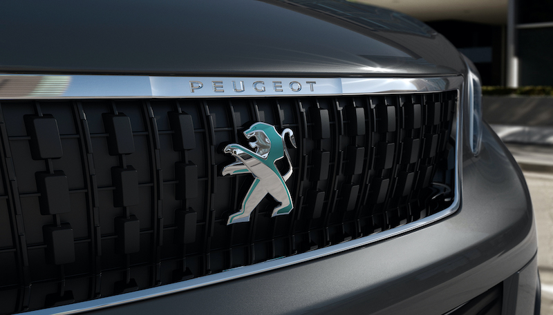 Autonomia fino a 330 km e versatilità, i “best” del nuovo Peugeot e-Traveller
