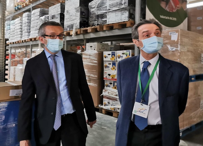 Fontana e Bolognini visitano il Banco Alimentare Fontana e Bolognini visitano il Banco Alimentare