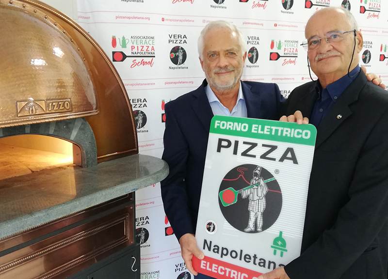 Lo Scugnizzonapoletano diventa “verace”. Via libera al primo forno elettrico Lo Scugnizzonapoletano diventa “verace”. Via libera al primo forno elettrico