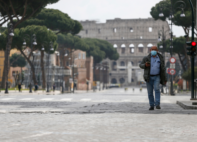 Ecco i romani: prima la famiglia e la salute. Lavoro e studio al terzo posto Ecco i romani: prima la famiglia e la salute. Lavoro e studio al terzo posto