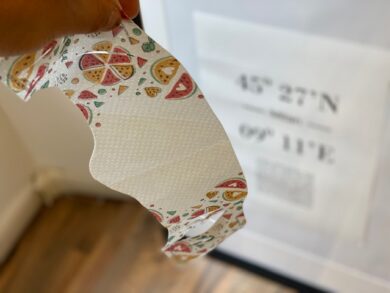 Ecco le mascherine-pannolino. Neanche i dpi sono seri in Italia