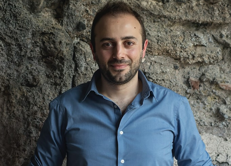 Immuni e le fobie sulla privacy. Roberto Esposito lo spiega come funziona Immuni e le fobie sulla privacy. Roberto Esposito lo spiega come funziona
