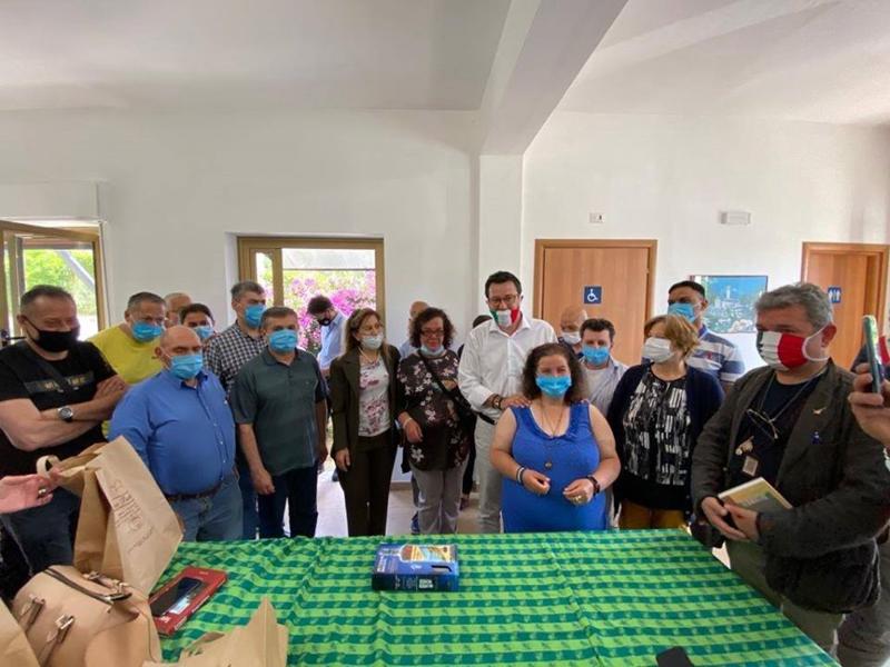 Salvini a Reggio Calabria: “Meglio qui che in qualche villa romana con i vip” Salvini a Reggio Calabria: “Meglio qui che in qualche villa romana con i vip”