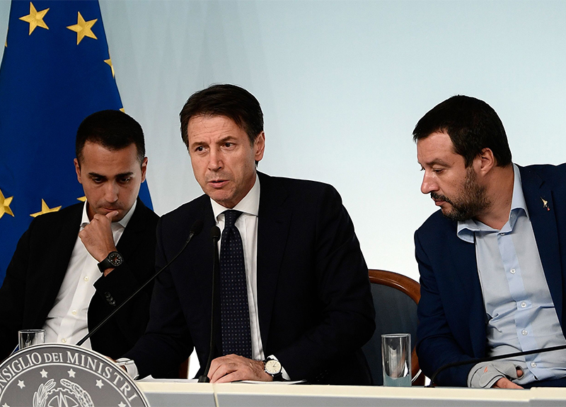 Sondaggi, Lega di Salvini e Pd di Zingaretti in calo. Vola il partito di Conte