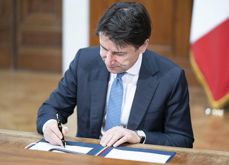 M5S,Conte: “Non valuto vicende interne.Cig? Farraginosa, nessuna patrimoniale” M5S,Conte: “Non valuto vicende interne.Cig? Farraginosa, nessuna patrimoniale”