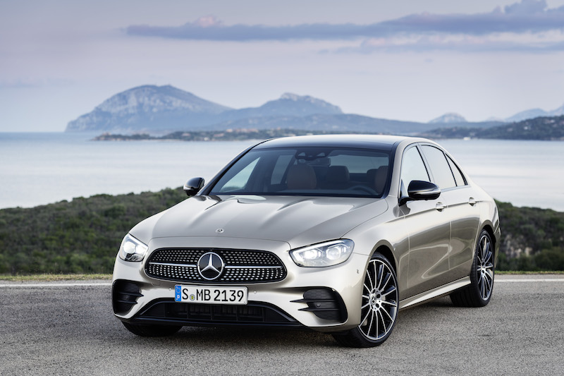 Nuova Mercedes Classe E, un restyling per cinque nuove versioni