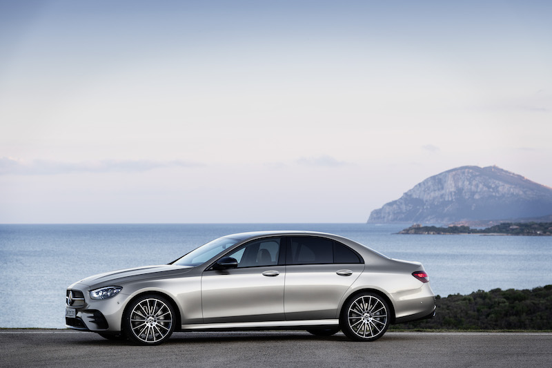 Nuova Mercedes Classe E, un restyling per cinque nuove versioni