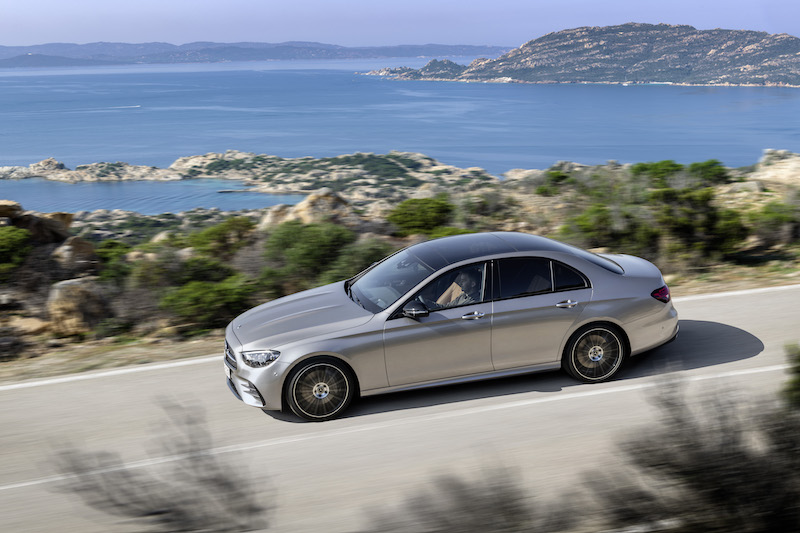 Nuova Mercedes Classe E, un restyling per cinque nuove versioni