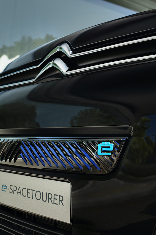 Citroen Space Tourer diventa 100% elettrica con autonomia da 330 km Citroen Space Tourer diventa 100% elettrica con autonomia da 330 km