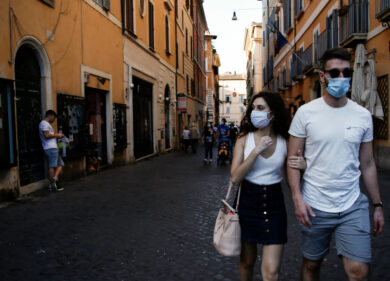 Contagi su: 329, il 73% in Lombardia. Nelle Rsa il 41% dei decessi per Covid