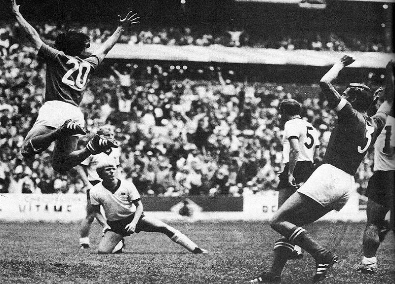 Cinquanta anni fa Italia-Germania 4-3, il ricordo di Fontana e Sala Cinquanta anni fa Italia-Germania 4-3, il ricordo di Fontana e Sala